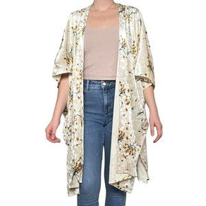 Floreat Velvet Floral Kimono